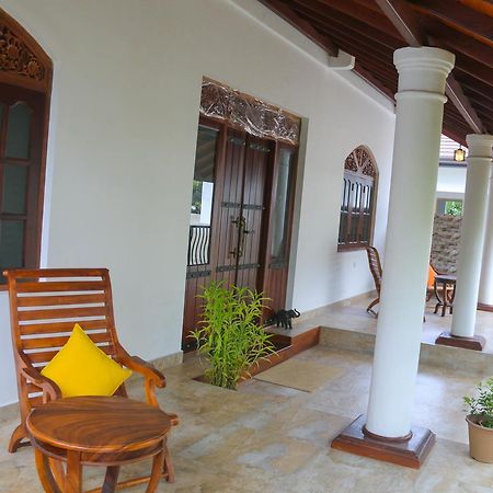 Nivahana Homestay キャンディー エクステリア 写真