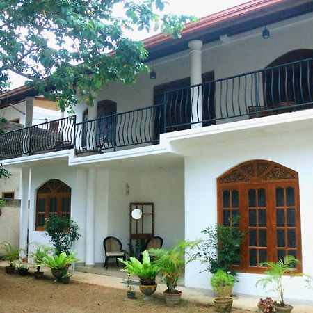 Nivahana Homestay キャンディー エクステリア 写真