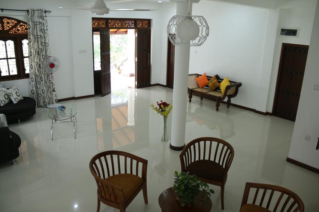 Nivahana Homestay キャンディー エクステリア 写真