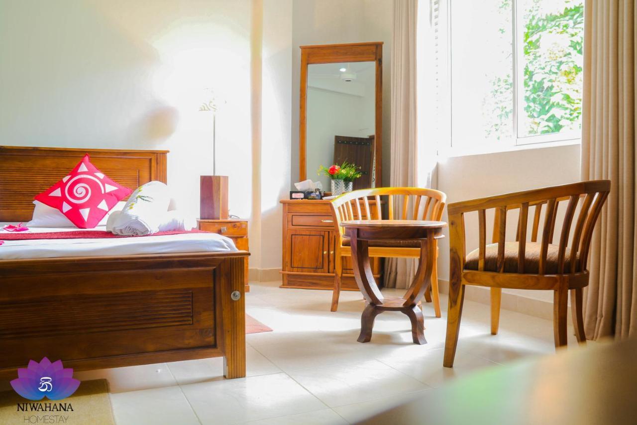 Nivahana Homestay キャンディー エクステリア 写真