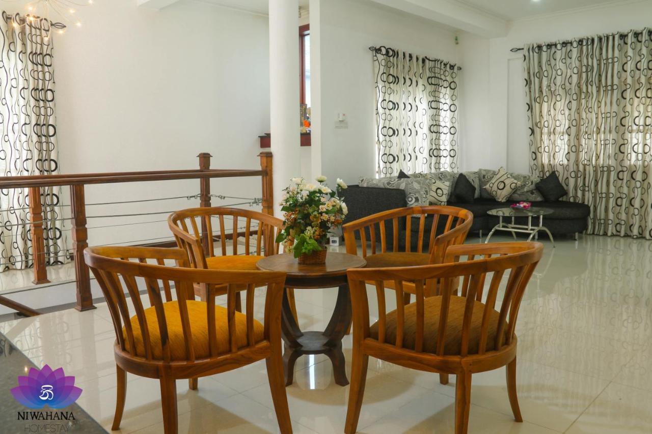 Nivahana Homestay キャンディー エクステリア 写真