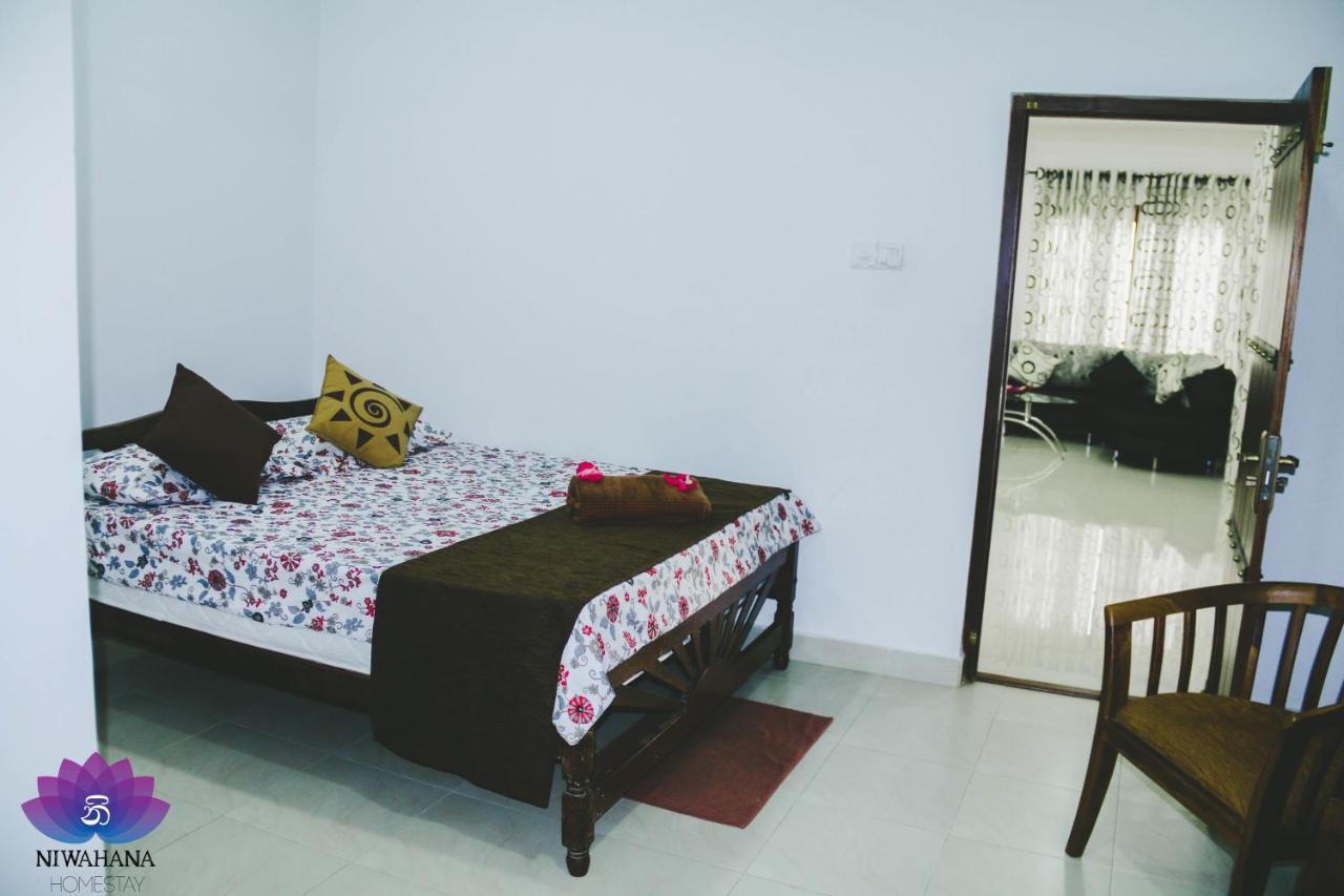 Nivahana Homestay キャンディー エクステリア 写真