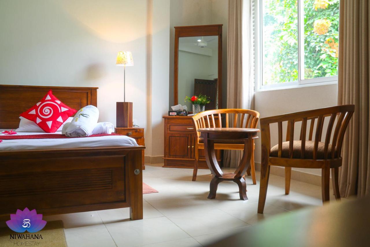 Nivahana Homestay キャンディー エクステリア 写真
