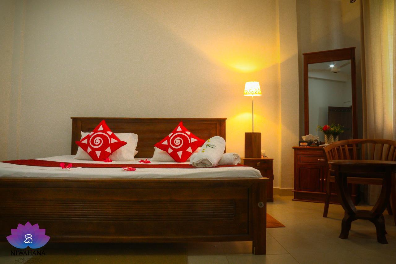 Nivahana Homestay キャンディー エクステリア 写真
