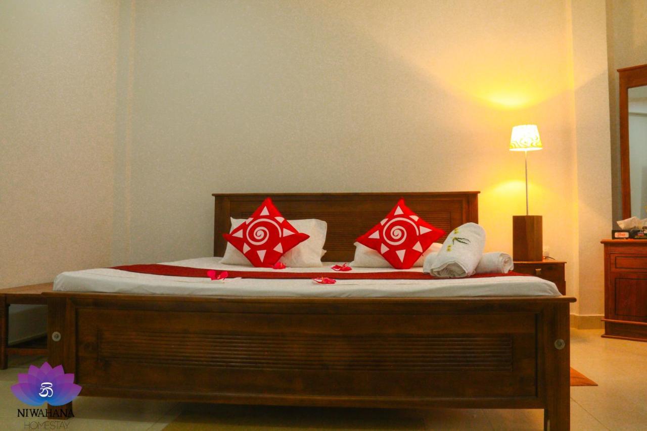 Nivahana Homestay キャンディー エクステリア 写真